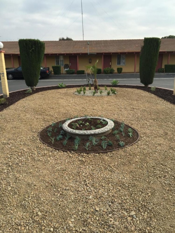 Hacienda Motel image 11